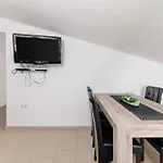Apartamento In 5648 Crikvenica