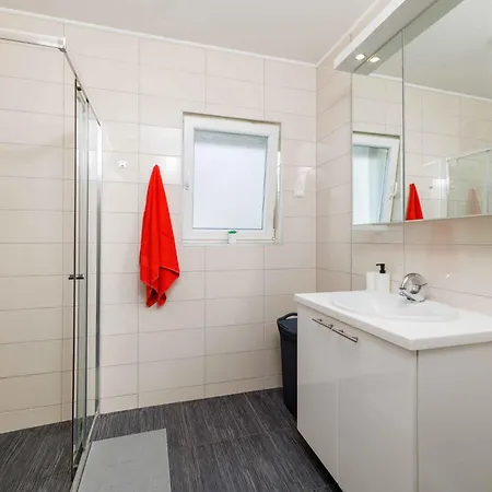 In 5648 Apartament