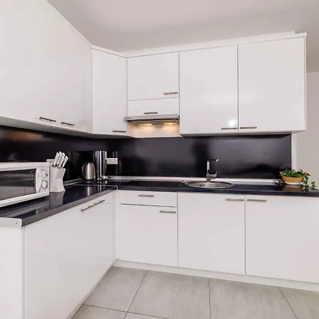 In 5648 Apartament