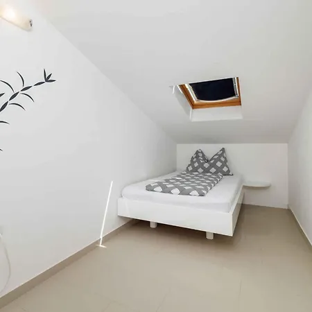In 5648 Daire