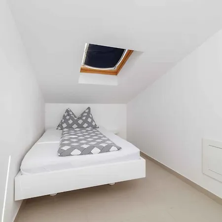 In 5648