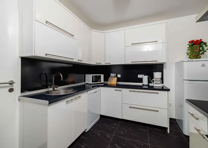 Apartament In 5648 Crikvenica